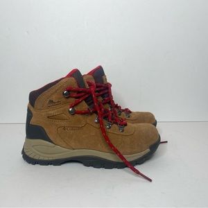 Columbia size 6.5 Newton Ridge Plus waterproof hiking boots Brown Leather